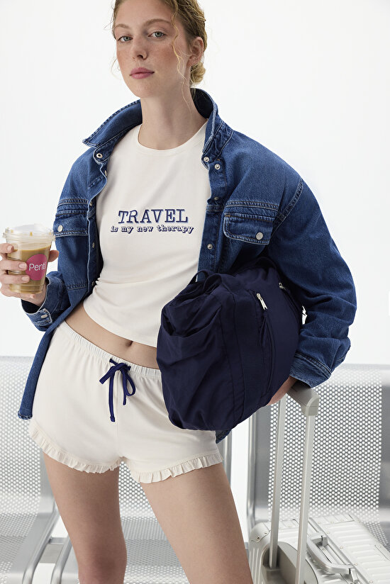 Ekru Travel Slogan Desenli Fırfırlı Kısa Kollu Şort Pijama Takımı